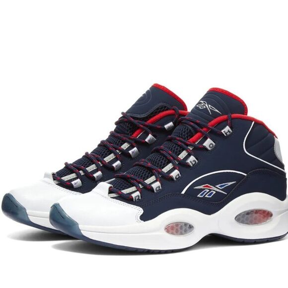 Reebok Navy Blue and White Athletic Shoes with Hexalite Cushioning - Picture 1 of 8